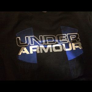 ♻️GUC Under Armour Boys matching shirt and shorts